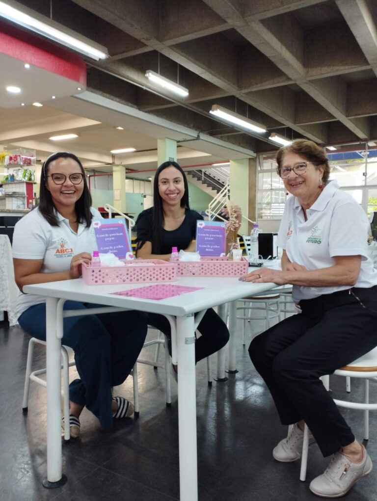 Read more about the article <strong>Transforme o Dia da Mulher em uma celebração autêntica e impactante</strong>